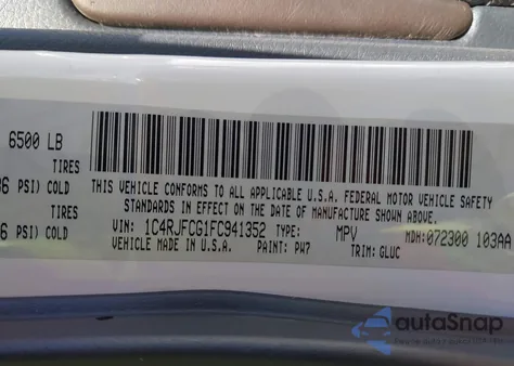 2015 Jeep Grand Cherokee Overland z USA, uszkodzony, nr VIN 1C4RJFCG1FC941352